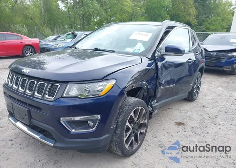 2018 Jeep Compass Limited 4X4 из США, поврежденный, VIN 3C4NJDCBXJT481337